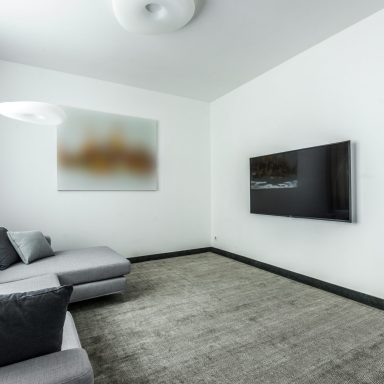 pexels-heyho-7587735